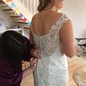 The back of the brides dress